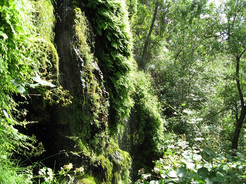 Tonto Natural Bridge 024.jpg